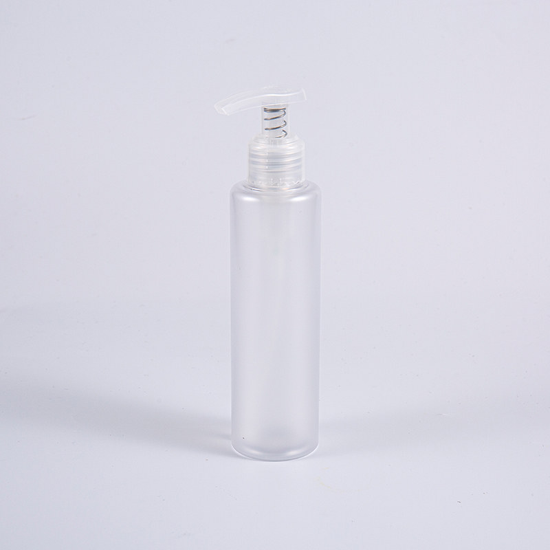 Butelki z tonikiem do twarzy Frost Color o pojemności 150 ml