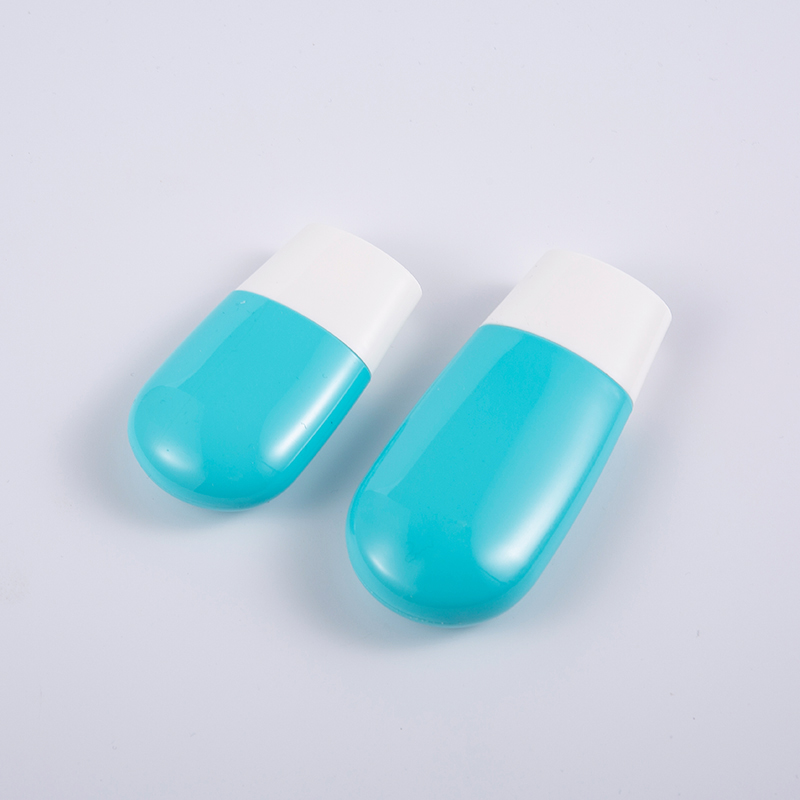 Ekologiczna, niezbędna podróżna butelka z filtrem przeciwsłonecznym Premium o pojemności 30 ml i 50 ml, z niebieskiego PE